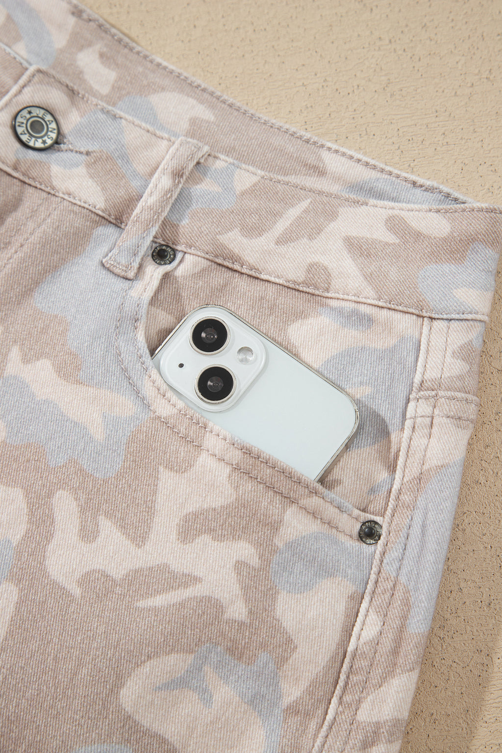 Khaki Camouflage Print Pocket Ankle-Length Barrel Jeans